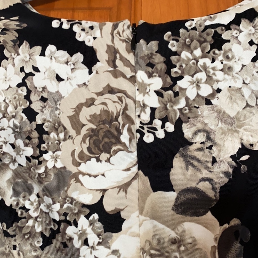 Floral Dress - Picture 2 of 3